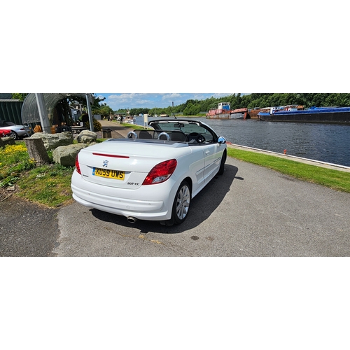 472 - 2010 Peugeot 207 GT VTi CC, 1598cc. Registration number KU59 UWS. VIN number VF3WB5FS09E095377. Engi... 