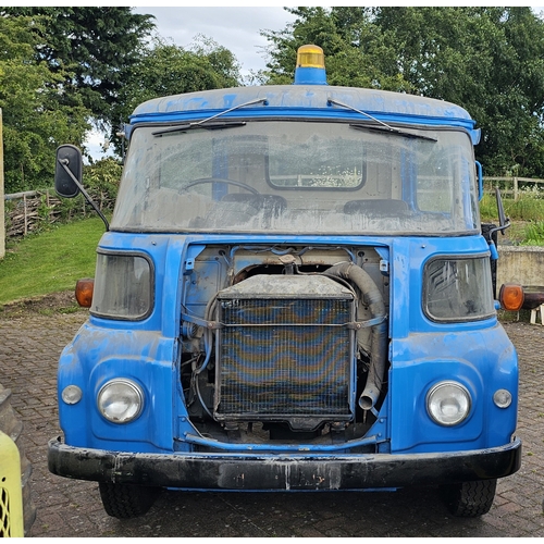 451 - 1980 Leyland Austin FG550 Beavertail truck. Registration number YBT 712V 1998 tax disc.
Believed to ... 