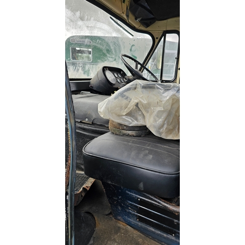 451 - 1980 Leyland Austin FG550 Beavertail truck. Registration number YBT 712V 1998 tax disc.
Believed to ... 