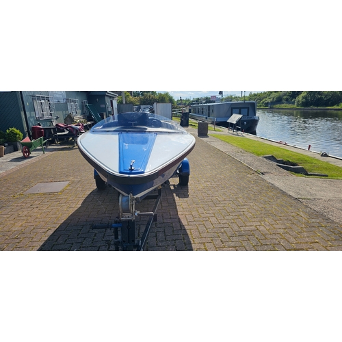 455 - A V6 Delta GRP speedboat, 14 foot, by Ray Wright Ltd, c.1970, with Ford V6 Essex engine. LPG convers... 