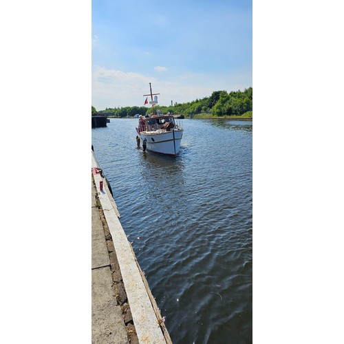 456 - 1936 Thorneycroft Motor Cruiser, Blue Waters.
Length 38 foot, beam 9 foot 6 in, draft 3 foot 3 in, a... 