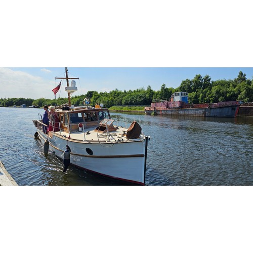 456 - 1936 Thorneycroft Motor Cruiser, Blue Waters.
Length 38 foot, beam 9 foot 6 in, draft 3 foot 3 in, a... 