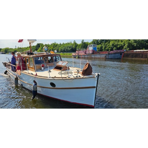 456 - 1936 Thorneycroft Motor Cruiser, Blue Waters.
Length 38 foot, beam 9 foot 6 in, draft 3 foot 3 in, a... 