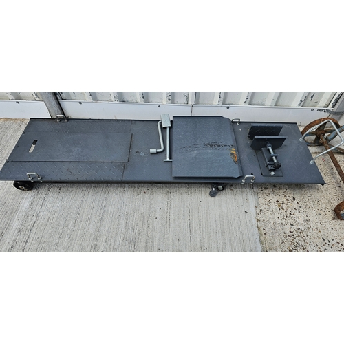 287 - A Switzer 800lb motorcycle bench