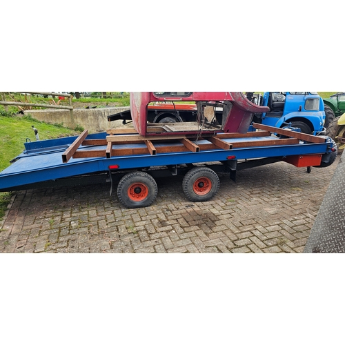 332 - Heavy duty beavertail twin axle trailer, with hand winch and ramps