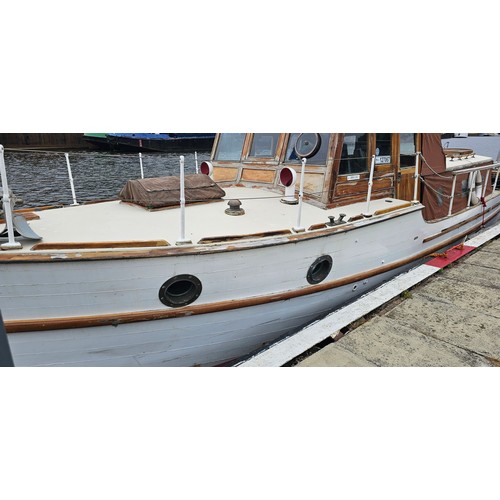 456 - 1936 Thorneycroft Motor Cruiser, Blue Waters.
Length 38 foot, beam 9 foot 6 in, draft 3 foot 3 in, a... 