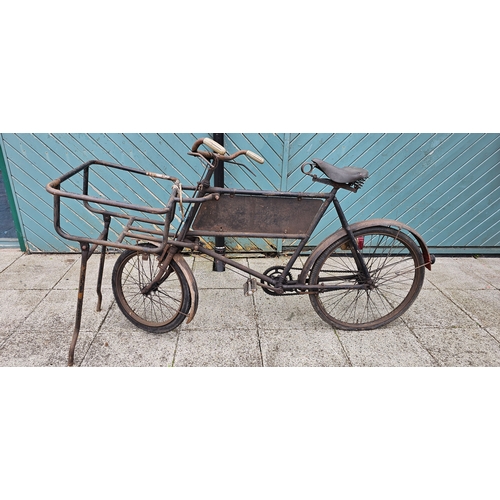 15 - A Gundle Model U tradesman bicycle, with rod brakes.
Gundle 'Trade' or 'Carrier' bicycles were manuf... 