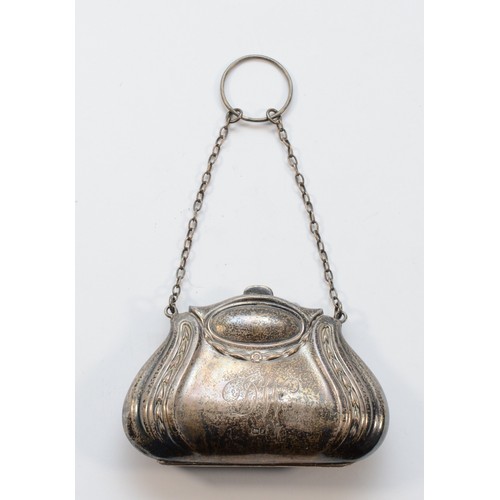 275 - A silver purse, Chester 1918, fitted interior, monogram, 9.5 x 6.5cm, 79gm