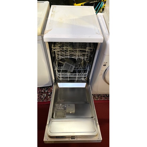 129 - A Beko slimline dishwasher, model DE2542FW (85cm high, 45cm wide, 59cm deep)