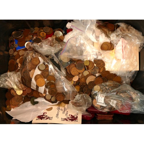 94 - A quantity of British coinage, pre-decimal and decimal, to include Commonwealth and world coinage. A... 