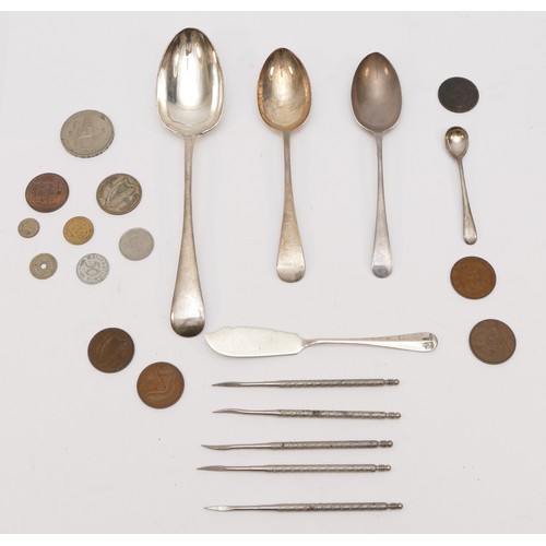 22 - A silver dessert spoon. Sheffield 1933, another spoon and butter knife, 108gm various coins and othe... 