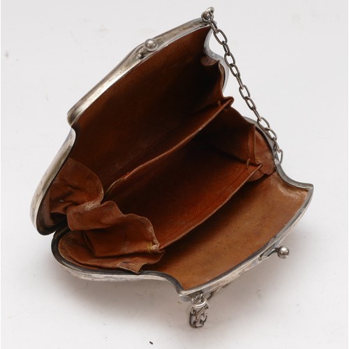 74 - A silver purse, Birmingham 1918, fitted interior, 11cm, 78gm