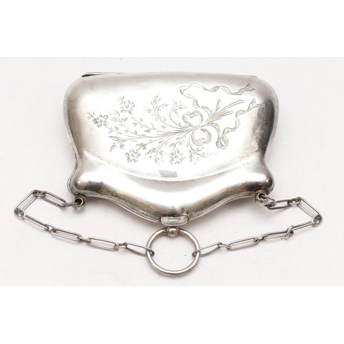 75 - A silver purse, Birmingham 1918, engraved floral spray, fitted interior, 10cm, 92gm