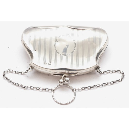 78 - A silver purse, Birmingham 1918, fitted interior, 9cm, 59gm