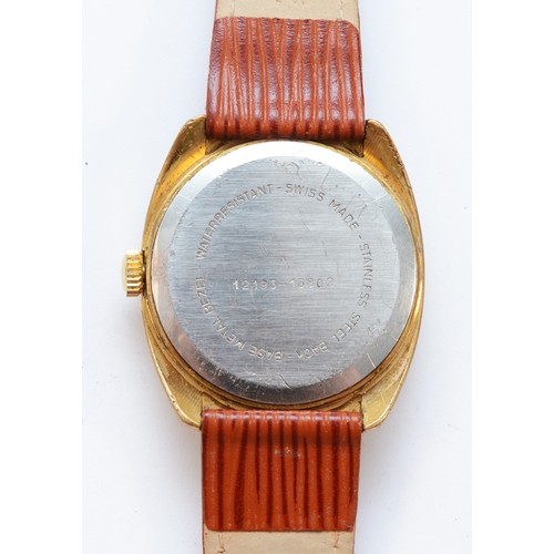 115 - Smiths, a gold plated manual wind date gentleman's wristwatch, case 12193-13802, textured case, 36 x... 