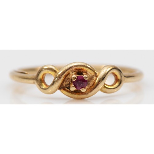 240 - A 9ct gold ruby set dress ring, I 1/2, 1g