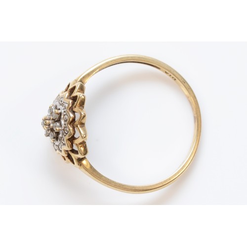 264 - A 9ct gold diamond dress ring, O 1/2, 1.7g