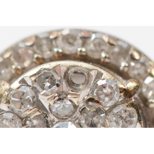 268 - A 9ct gold diamond cluster ring, M, 1.7g, one diamond missing