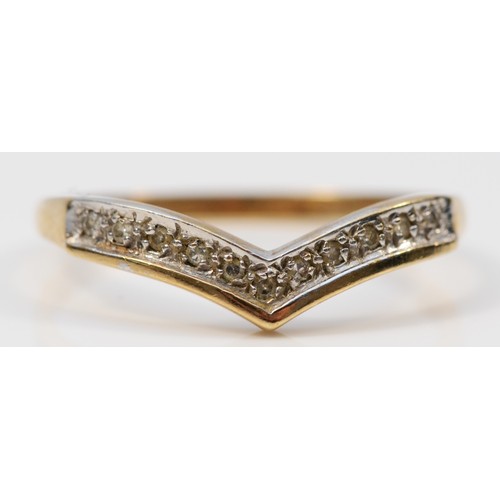 285 - A 9ct gold vintage diamond wishbone ring, O, 1.3g