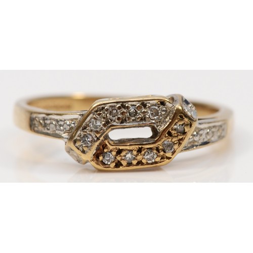 286 - A 9ct gold vintage diamond dress ring, Birmingham 1982, L, 1.9g