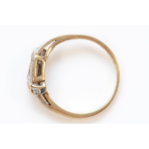 286 - A 9ct gold vintage diamond dress ring, Birmingham 1982, L, 1.9g