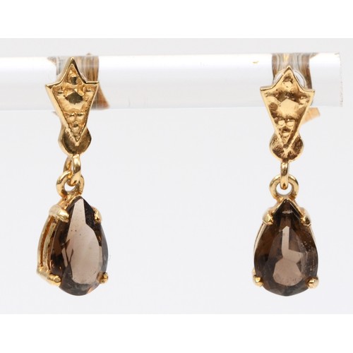 316 - A pair of 9ct gold vintage smokey quartz drop earrings, 20mm drop, 2.2g