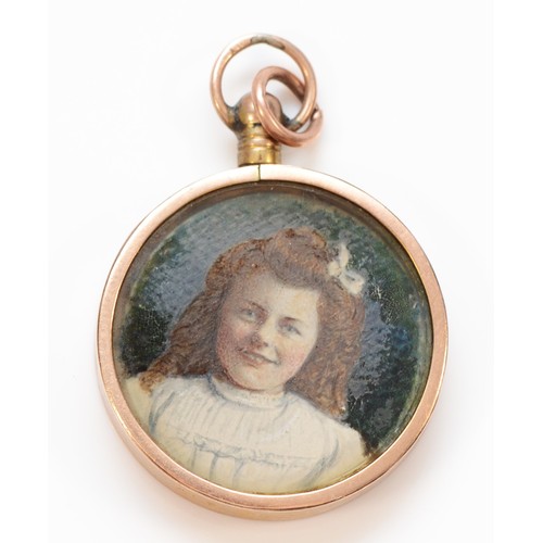 358 - An Edwardian 9ct rose gold double sided round locket pendant, 25mm diameter, Chester 1907, 5.8g