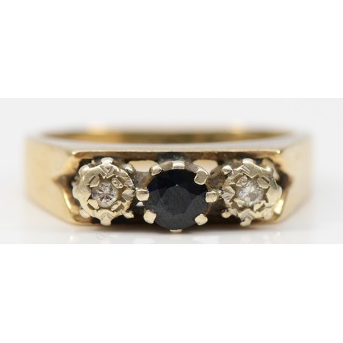 369 - A 9ct gold vintage sapphire and diamond three stone ring, J 1/2, 3.2g