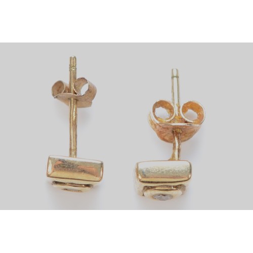 384 - A pair of 9ct gold square shaped stud earrings, with scroll backs, 4mm, 1.4g