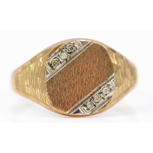 406 - A 9ct gold vintage diamond cushion shaped signet ring, V, 2.6g