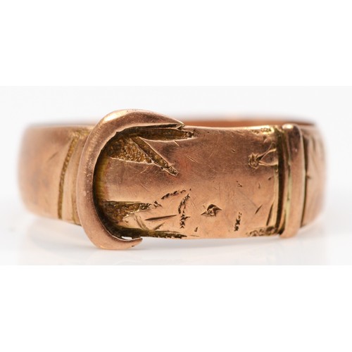 580 - A 9ct rose gold antique buckle ring, Birmingham 1863, R, 2.6g