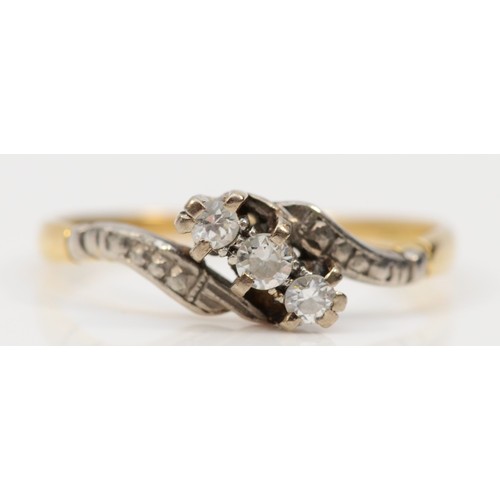 604 - An 18ct gold and platinum vintage diamond trilogy dress ring, N, 1.8g