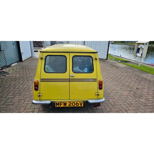 401 - 1980 Austin Morris Mini Clubman Estate, 1098cc. Registration number MFW 206V. Chassis number XC2W 20... 