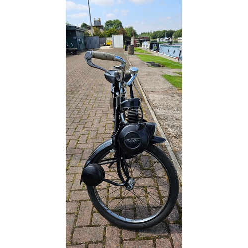 8 - 1966 VeloSolex S3300, 49cc. Registration number BAH 110D. Frame stamped 4878239V. Engine number 3701... 