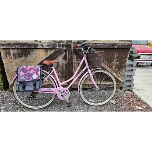 17 - Claude Butler Cambridge ladies bicycle, with wicker basket, panniers and 6 gears