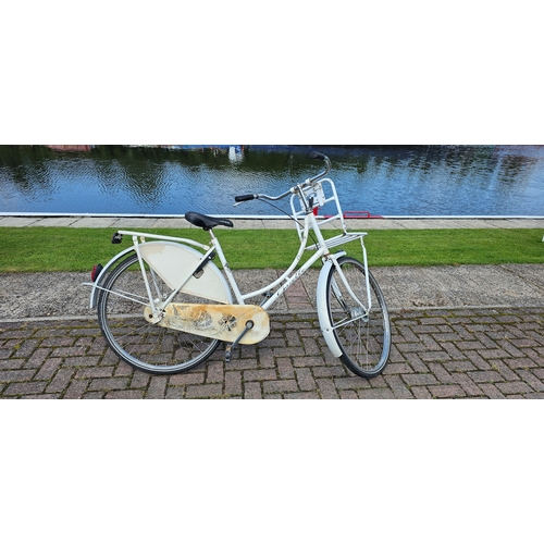 19 - A Dutch Gazelle Basic ladies bicycle, with rear brake activated by peddling backwards