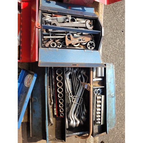 44 - Three small metal tools boxes containing a selection of hand tools to include a tap and die set. Als... 