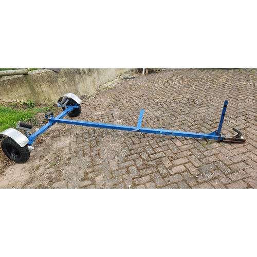 21 - A light weight boat trailer