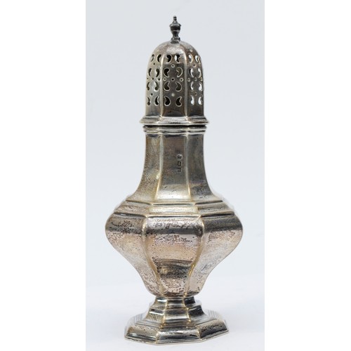 9 - A silver sugar castor, Birmingham 1924, of octagonal baluster form, 19cm, 286gm