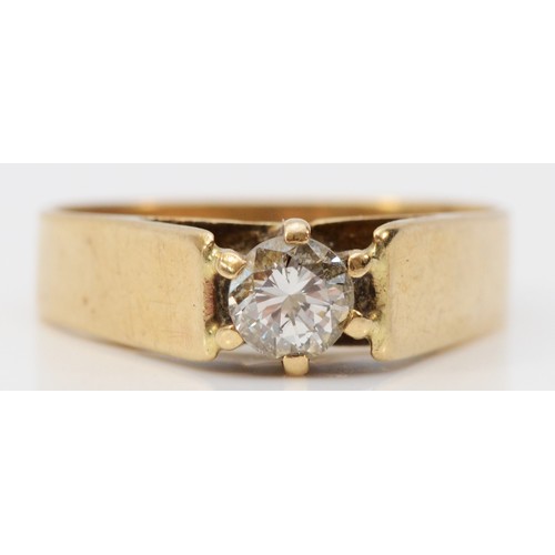 78 - A 9ct gold brilliant cut diamond solitaire ring, L, 2.7g