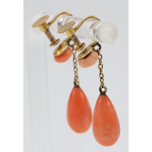 90 - A pair of 9ct gold Victorian coral screw fitting earrings, 5mm coral button with a gold chain that h... 