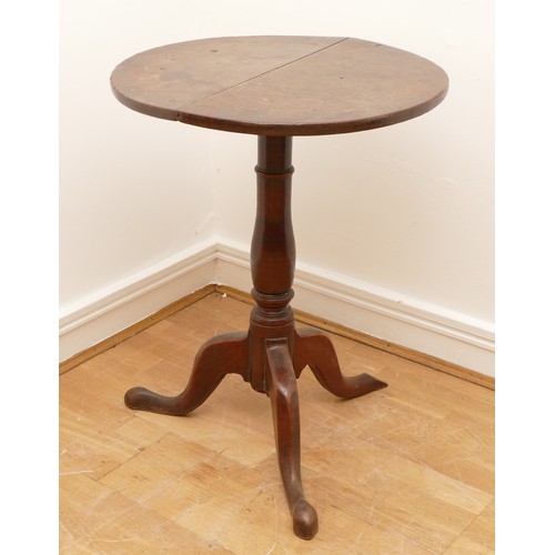 480 - A Victorian oak and mahogany tripod table, 56cm diameter.