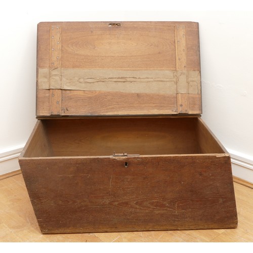 488 - An 18th century pine box, possibly for seed/flour, of oblong form the hinged lid opening to deep vac... 