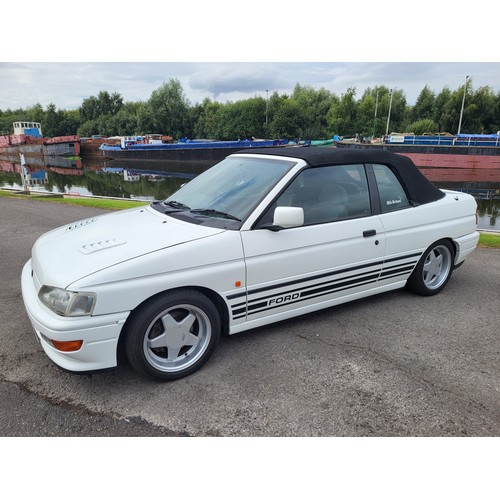 412 - 1993 Ford Escort XR3i Cabriolet. Registration Number K131 SKH. Chassis Number WF0LXXGKALND92497.
Sol... 