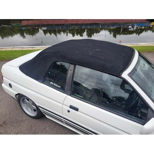 412 - 1993 Ford Escort XR3i Cabriolet. Registration Number K131 SKH. Chassis Number WF0LXXGKALND92497.
Sol... 