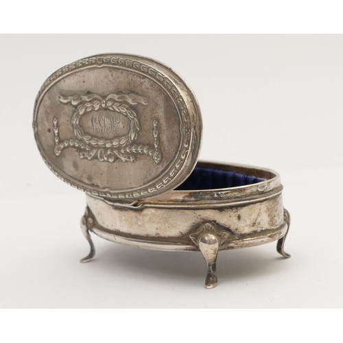 32 - A silver trinket box, Birmingham 1910, with embossed cover, 10 x 5cm, loaded