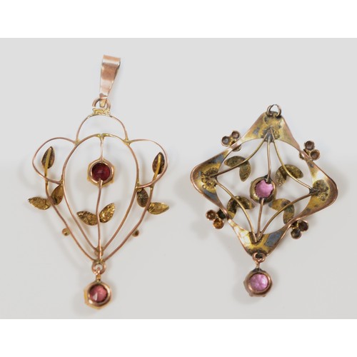 622 - Two 9ct gold Edwardian openwork pendants, garnet and paste, 2.3g