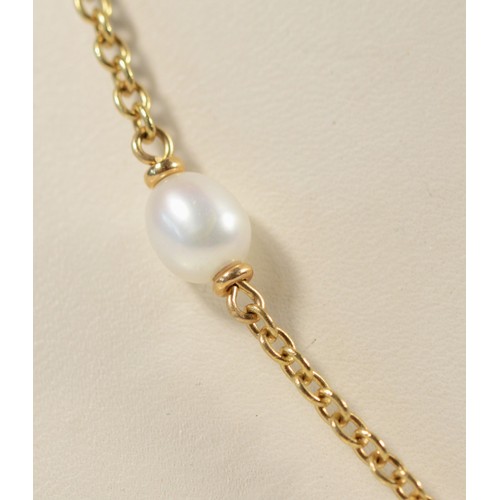 630 - A 9ct gold cultured pearl necklace, 10.6g