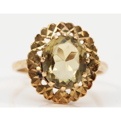 1201 - A vintage 9ct gold and citrine glass dress ring, stone 11 x 9mm, S, 5.4gm