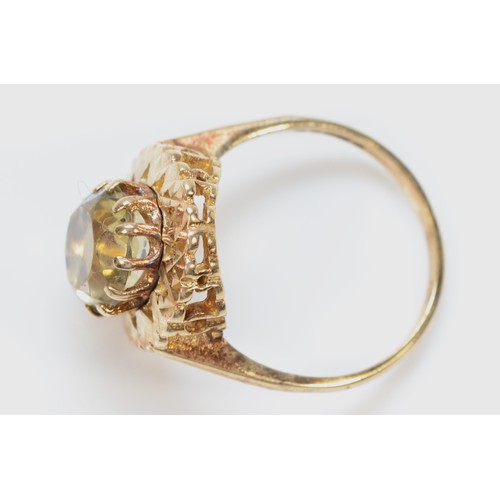 1201 - A vintage 9ct gold and citrine glass dress ring, stone 11 x 9mm, S, 5.4gm